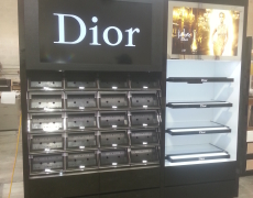 Dior Backwall